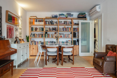 Exclusive Three-Bedroom Apartment in a Luxury Condominium in Seixal, Property for sale in EVW-0481AJ