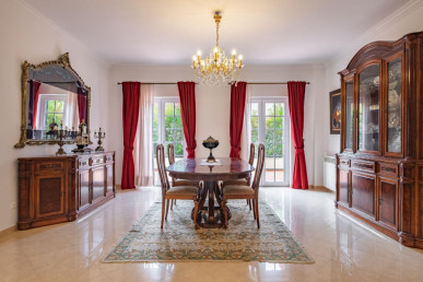 Luxury Home with Pool and Arrábida Mountain View, Property for sale in EVW-047ZNX