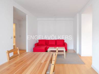 Modern T2 with Garage Near Rossio, Property for sale in EVW-04811A