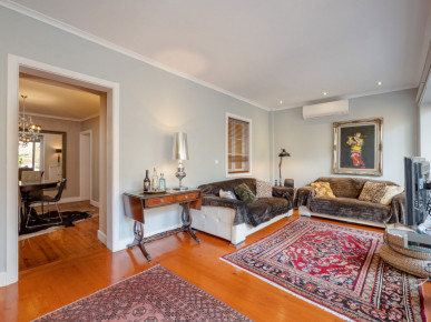 2-bedroom apartment with private garden in Santa Catarina, Property for sale in EVW-02R4CH