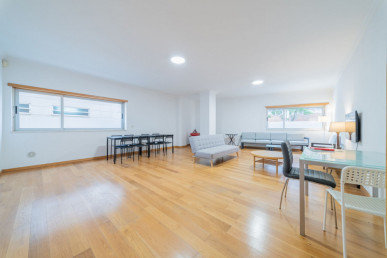 4-bedroom apartment with private terrace in Parque das Nações, Property for sale in EVW-047816