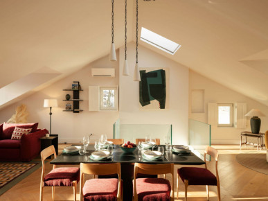 Elegant Two-Bedroom Serviced Penthouse in the Heart of Lisbon, Property for sale in EVW-047WRW