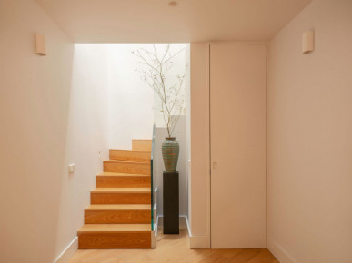 Elegant Two-Bedroom Serviced Penthouse in the Heart of Lisbon, Property for sale in EVW-047WRW