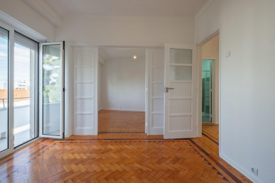 Two Renovated bedroom apartment with River View in Penha de França, Property for sale in EVW-0478DH