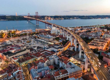 Luxurious 2 Bedroom in Alcântara, Property for sale in Alcântara, Lisbon, EVW-030SBK
