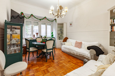 4-bedroom apartment with excellent light on Avenida Almirante Reis, Property for sale in Arroios, Lisbon, EVW-04790X