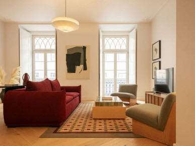 Elegant 2-Bedroom Serviced Apartment in the Heart of Lisbon with Terrace, Property for sale in Lisbon, Lisbon, EVW-046ZVQ