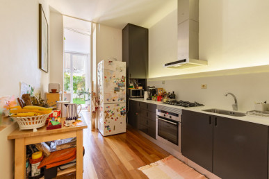 2-bedroom apartment with private garden in Avenidas Novas, Property for sale in EVW-04709A