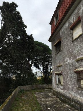 Building with Architectural Proposal for a Multifamily Residential Project, Property for sale in Mafra, Lisbon, EVW-046F2Z