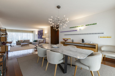 Luxurious 4-bedroom apartment in the heart of Restelo, Property for sale in Lisbon, Lisbon, EVW-04768M