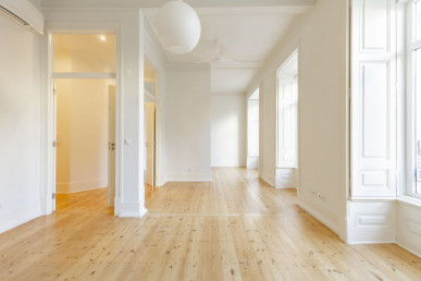 2+1 Bedroom apartment Marquês de Pombal, Property for sale in Lisbon, Lisbon, EVW-04711G