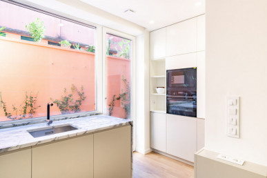 Fantastic 3-bedroom apartment with terrace and garden in Alvalade, Property for sale in Lisbon, Lisbon, EVW-047F79