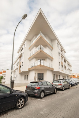Commercial space in the center of Queijas, Property for sale in Lisbon, Lisbon, EVW-047C8S