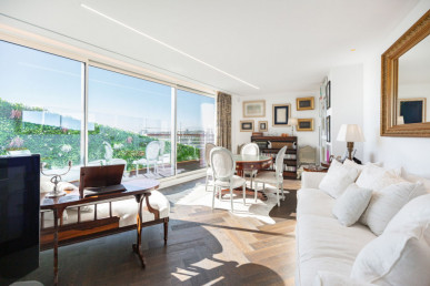 Exclusive 4-bedroom apartment in Parque das Nações, Property for sale in Parque das Nações, Lisbon, EVW-0478Y8