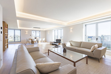 Exclusive 3-bedroom with Panoramic Views in Amoreiras, Property for sale in Campolide, Lisbon, EVW-0473EA