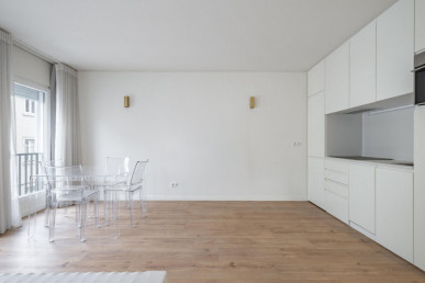 Excellent studio in Campolide, Property for sale in Campolide, Lisbon, EVW-047E3T