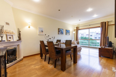 Two bedroom apartment with garage in Paço de Arcos, Property for sale in Lisbon, Lisbon, EVW-046RVC