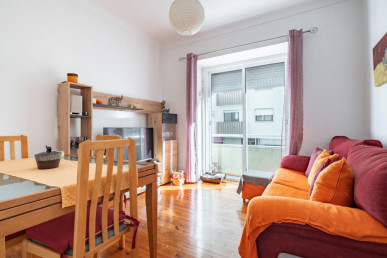 2-Bedroom apartment in Queluz, Property for sale in Lisbon, Lisbon, EVW-046XNC
