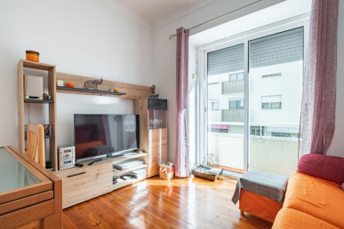 2-Bedroom apartment in Queluz, Property for sale in Lisbon, Lisbon, EVW-046XNC