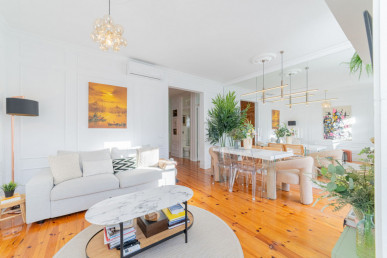 Charming 2-Bedroom Apartment with city view, Property for sale in Lisbon, Lisbon, EVW-0469DK