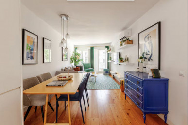 Excellent 2-Bedroom Apartment in Arroios with AL License, Property for sale in Arroios, Lisbon, EVW-04725M