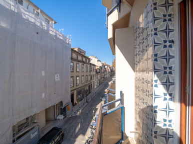 Apartamento T2 com varanda, na Baixa do Porto, Rua do Rosário, Property for sale in Cedofeita, Santo Ildefonso, Sé, Miragaia, São Nicolau e Vitória, Porto, DL35461