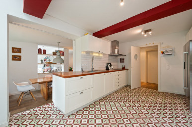 4 bedroom duplex flat in private condominium, central Cascais, Property for sale in Cascais e Estoril, Cascais, DL35767