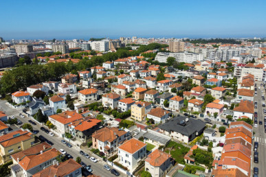 Studio with balcony on Av. Serpa Pinto, in Matosinhos, Property for sale in Matosinhos e Leça da Palmeira, Matosinhos, DL35804