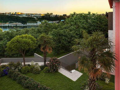 1+1 bedroom flat with garden in Porto, Property for sale in DL36000