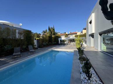 5 bedroom villa, in a luxury condominium, in Estoril, Cascais, Property for sale in Cascais e Estoril, Cascais, DL36381