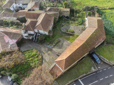 Farm with land, for recovery, in Santegãos, Property for sale in Rio Tinto, Gondomar, DL36350